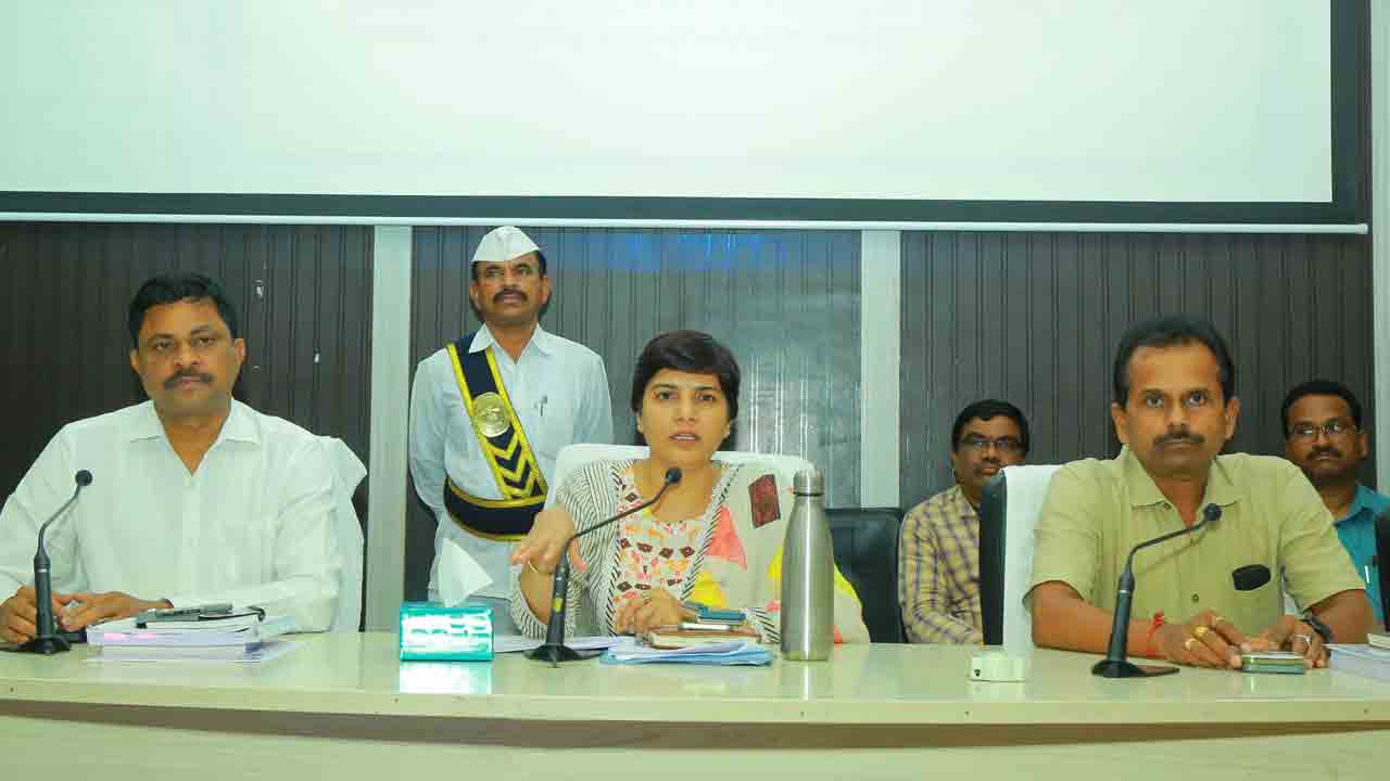 పట్టభద్రుల ఎమ్మెల్సీ ఓట్ల లెక్కింపు జాగ్రత్తగా నిర్వహించాలి