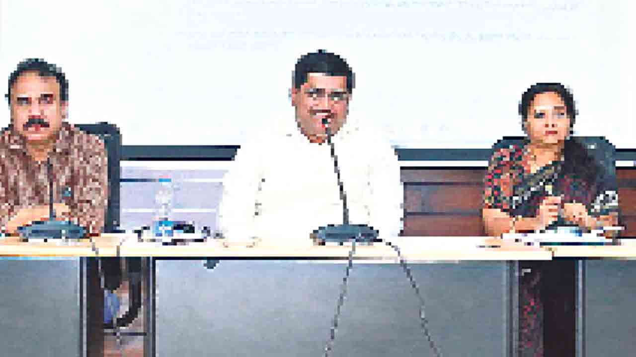 కౌంటింగ్‌ విధులు ఏకాగ్రతతో నిర్వర్తించాలి