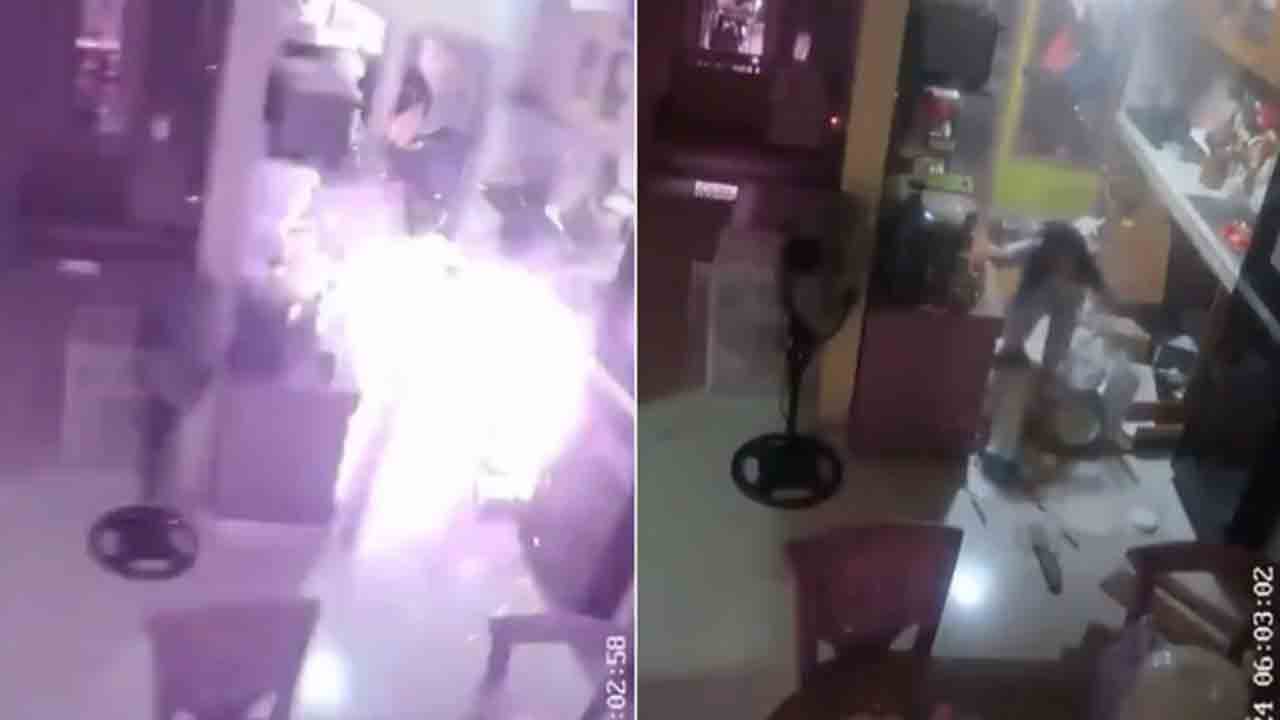 Watch: వంటగదిలో పేలిన గ్యాస్ సిలిండర్‌.. ప్రాణాపాయం నుంచి తప్పించుకున్న మహిళ వీడియో వైరల్‌