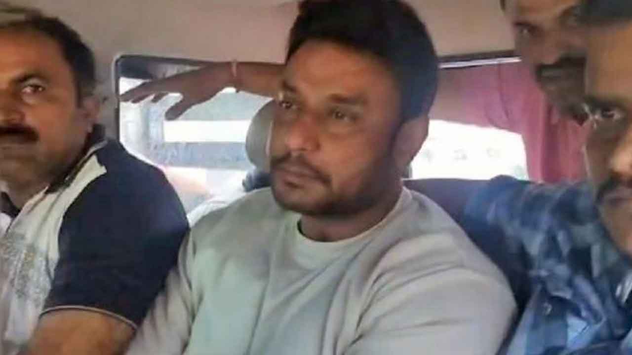 Darshan | దర్శన్‌ ఆరోగ్యంపై డాక్టర్ల నివేదిక కోరిన హైకోర్టు