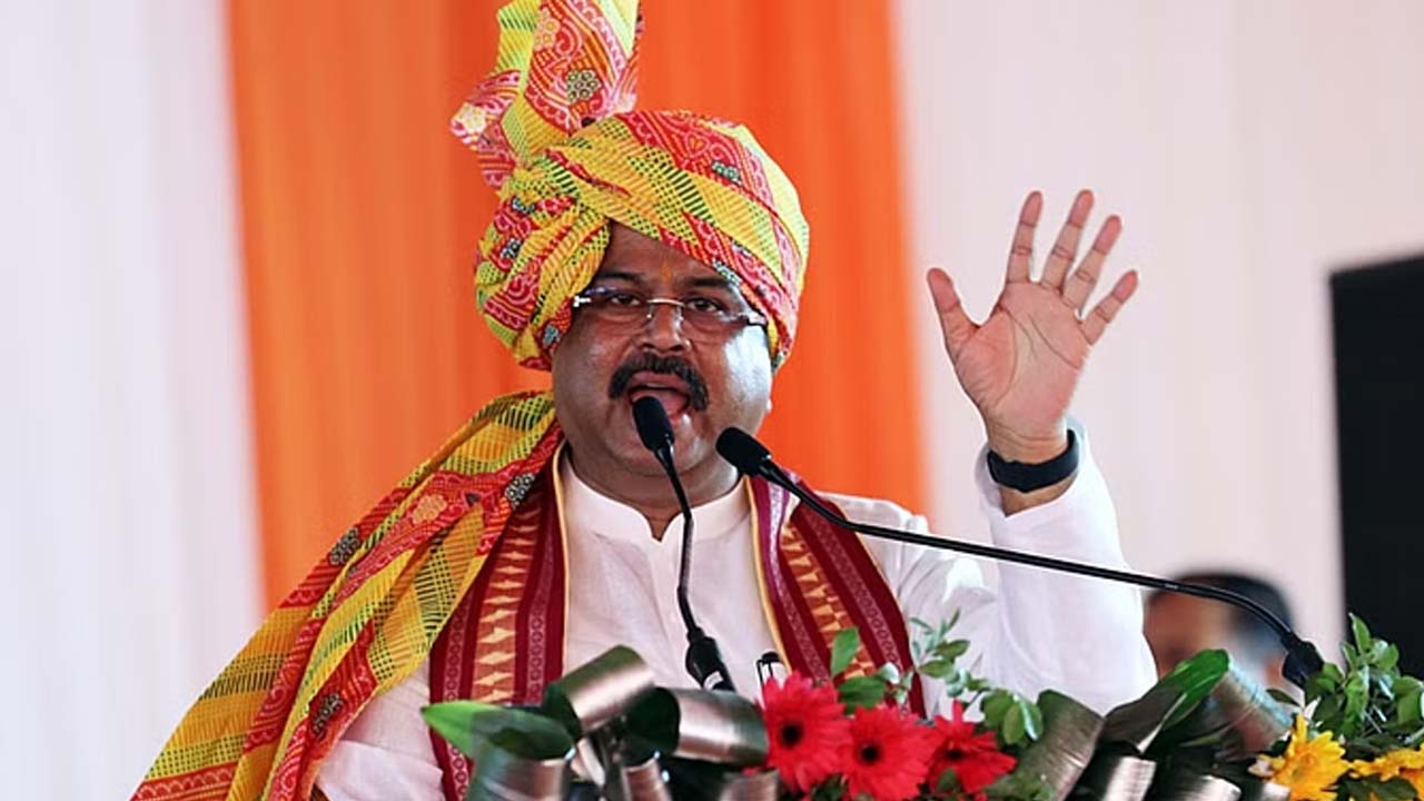 Dharmendra Pradhan | కేంద్రమంత్రి వివాదాస్పద వ్యాఖ్యలు..! ఒడిశా సీఎంను జగన్నాథుడితో పోల్చిన ధర్మేంద్ర ప్రధాన్‌..!