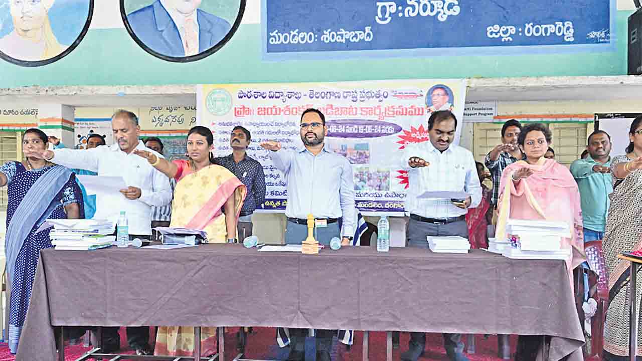 బడిబాటను విజయవంతం చేయాలి