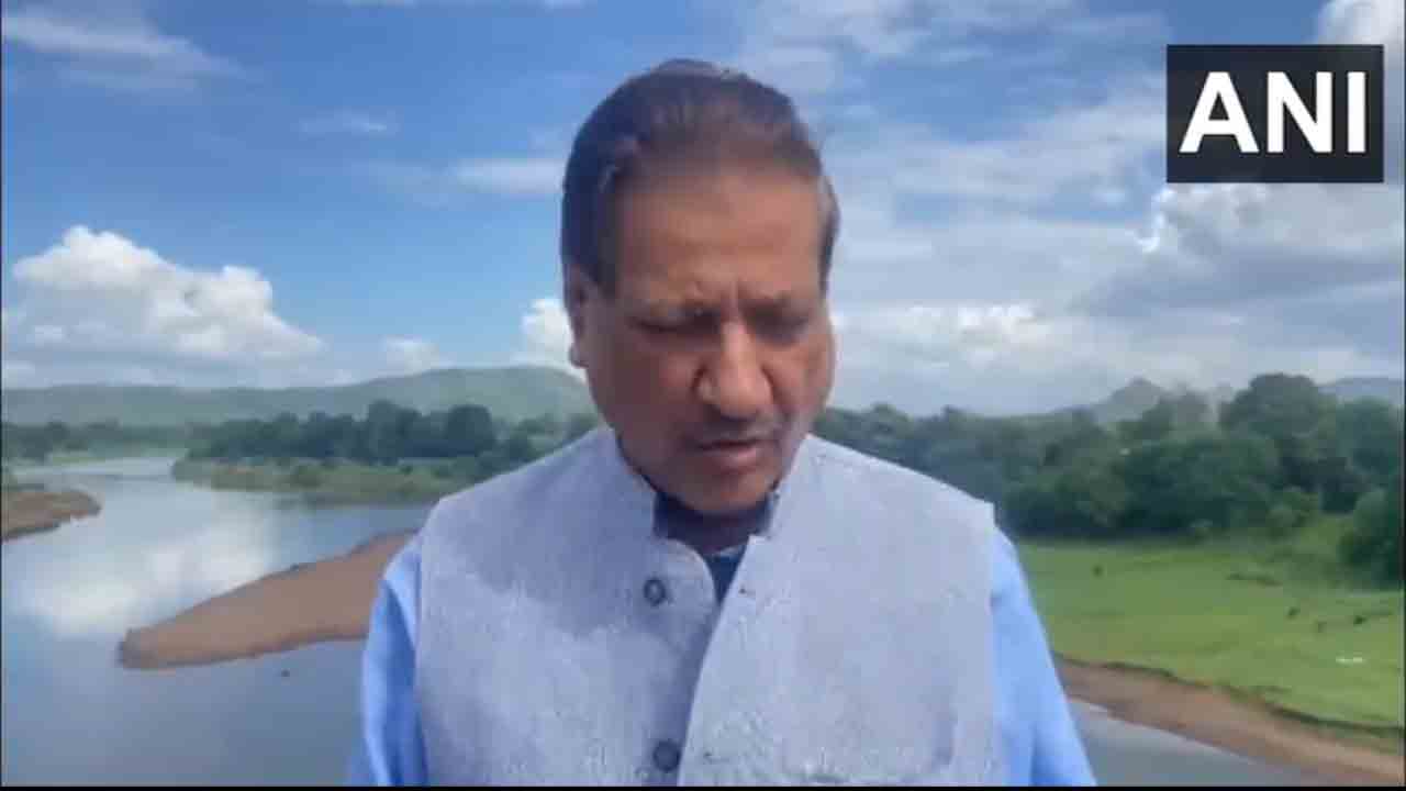 Mumbai EVM Controversy | కౌంటింగ్‌ కేంద్రంలోకి మొబైల్‌ ఫోన్‌ ఎలా అనుమతించారు : పృథ్వీరాజ్‌ చవాన్‌