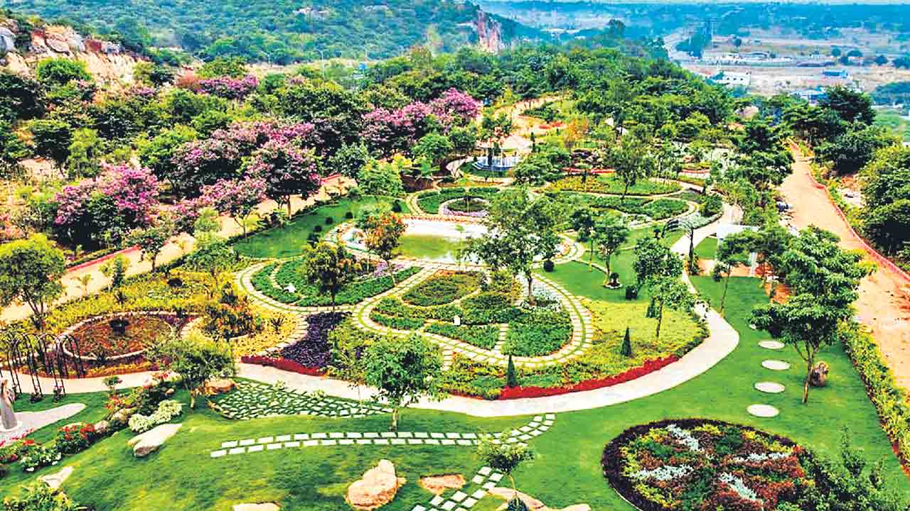 Kothwalguda Eco Park | కొత్వాల్గూడ ఎకో పార్కును పట్టించుకోరా.. నిరుపయోగంగా కోట్లాది రూపాయల నిధులు