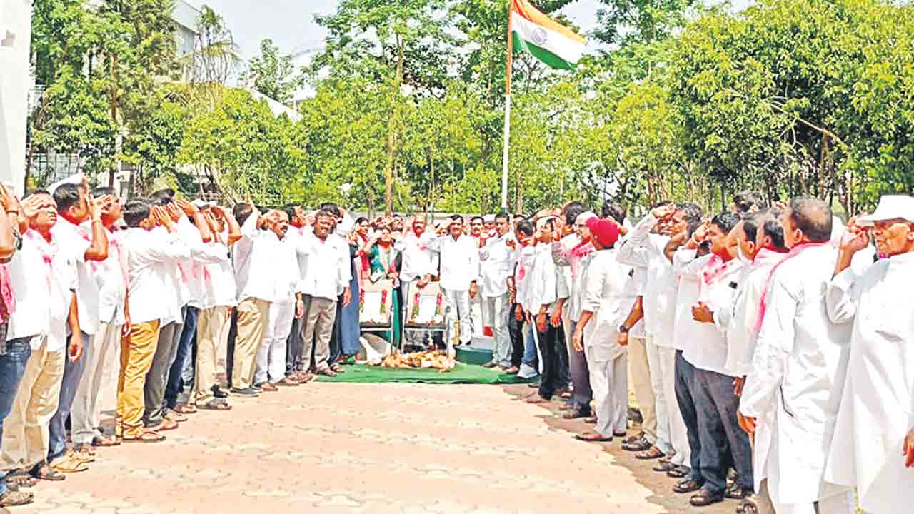 కేసీఆర్‌ పోరాటంతోనే సాకారం