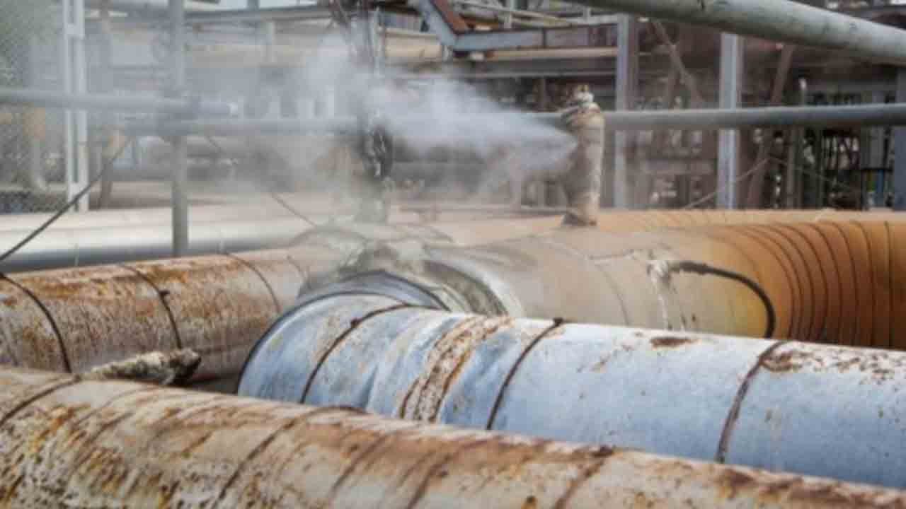 Gas Leak | ఏకో కర్మాగారంలో గ్యాస్‌ లీక్‌.. 30 మందికి అస్వస్థత