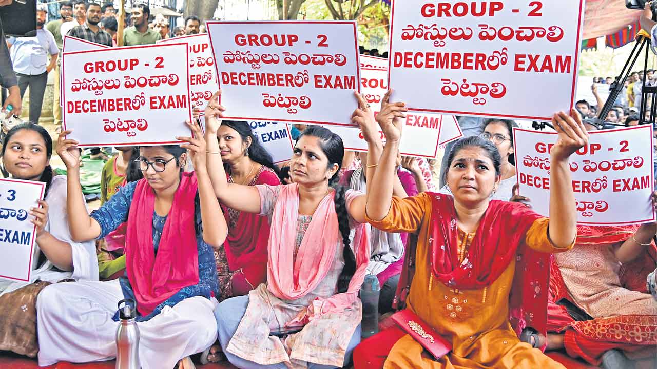 Telangana | ఉద్యోగాల కోసం రగిలిపోతున్న నిరుద్యోగులు.. హామీలు మరిచిన కాంగ్రెస్‌పై నిప్పులు