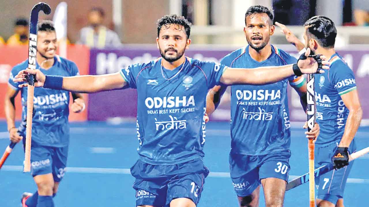 హర్మన్‌ప్రీత్‌ సారథ్యంలో