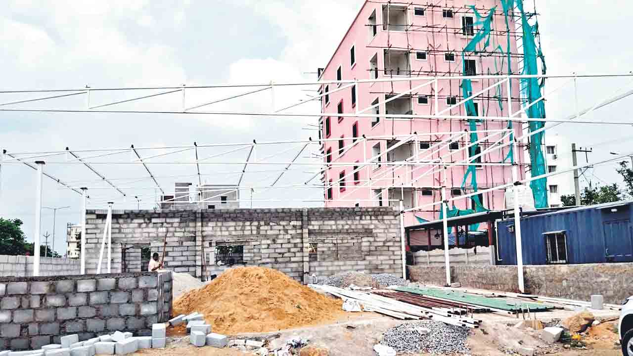 అక్రమంగా షెడ్ల నిర్మాణం