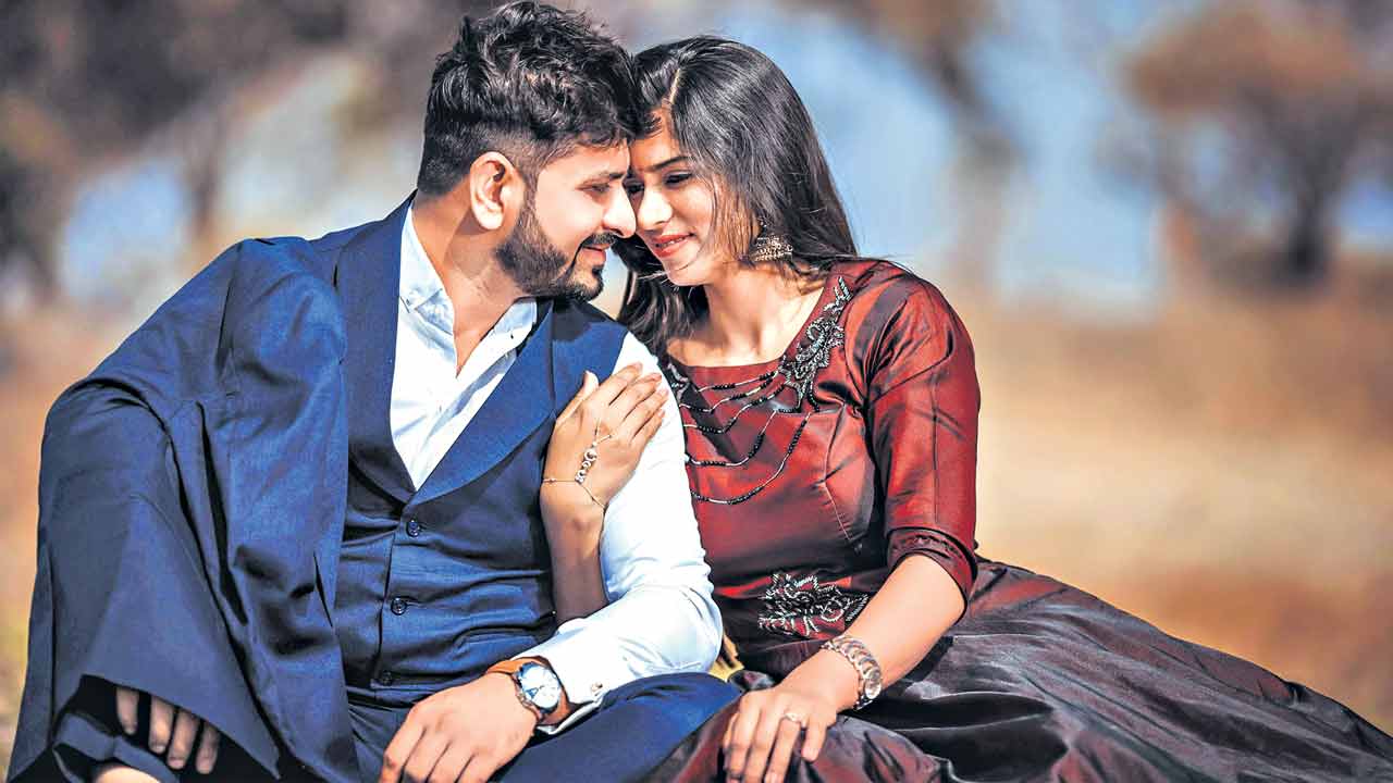 భార్యాభర్తల మధ్య బంధం బలపడి.. ఆనందంగా ఉండాలంటే ఈ చిన్న టిప్స్‌ ఫాలో అవ్వాల్సిందే!