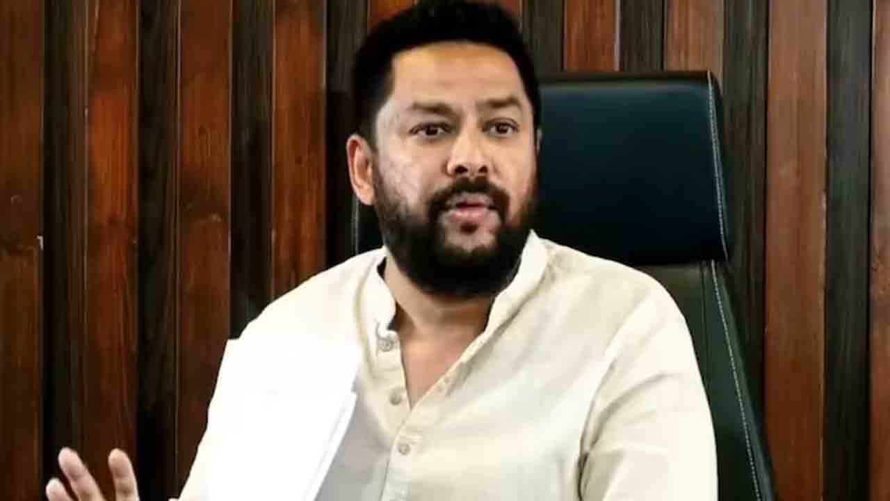 Karnataka Minister resigns | అక్రమ నగదు బదిలీ వ్యవహారంపై ఆరోపణలు.. కర్ణాటక మంత్రి   రాజీనామా