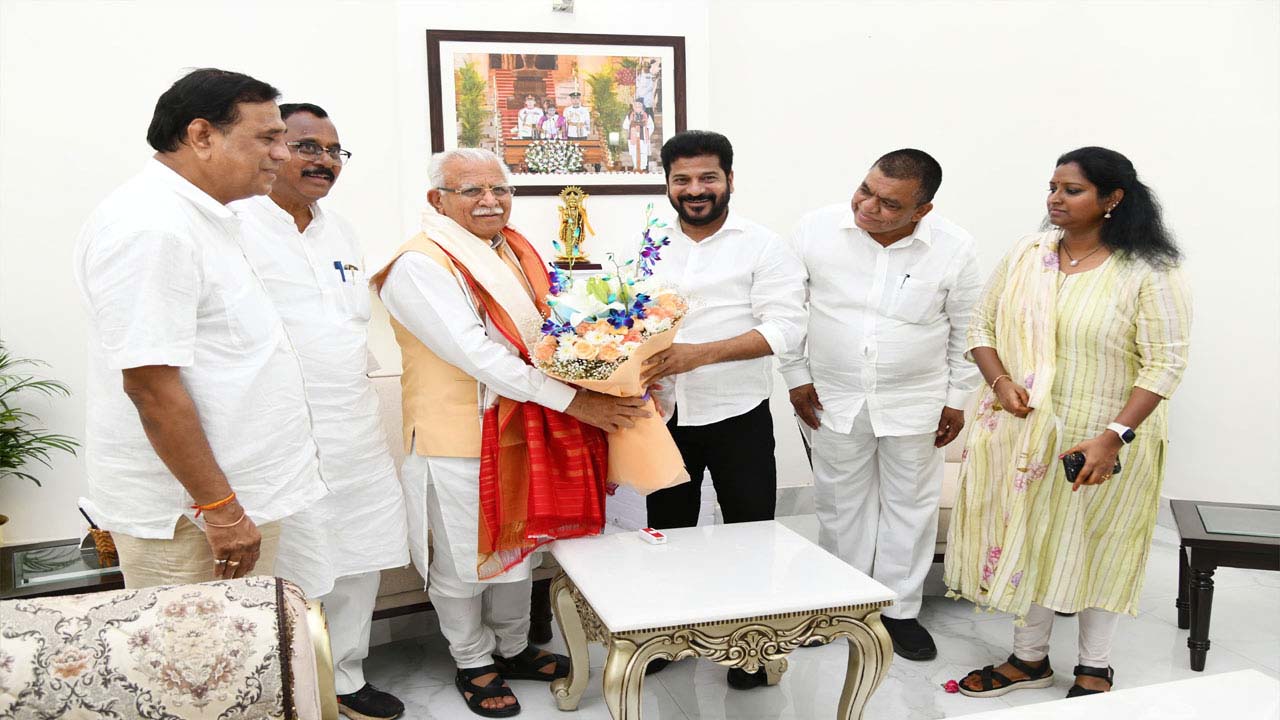 CM Revanth | తెలంగాణకు 2.70లక్షల ఇండ్లు కేటాయించండి.. కేంద్రమంత్రి ఖట్టర్‌కు రేవంత్‌ రిక్వెస్ట్‌..!