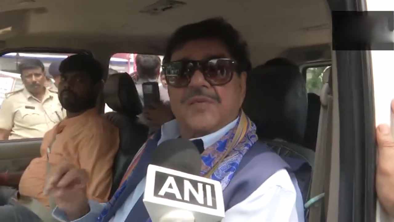 Shatrughan Sinha | బీజేపీకి 150-200 సీట్లు గూడా రావు : శతృఘ్న సిన్హా