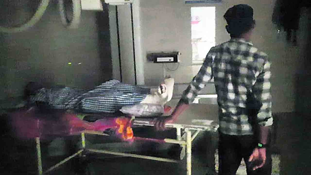 ఎంజీఎంలో మళ్లీ కరెంట్‌ కట్‌