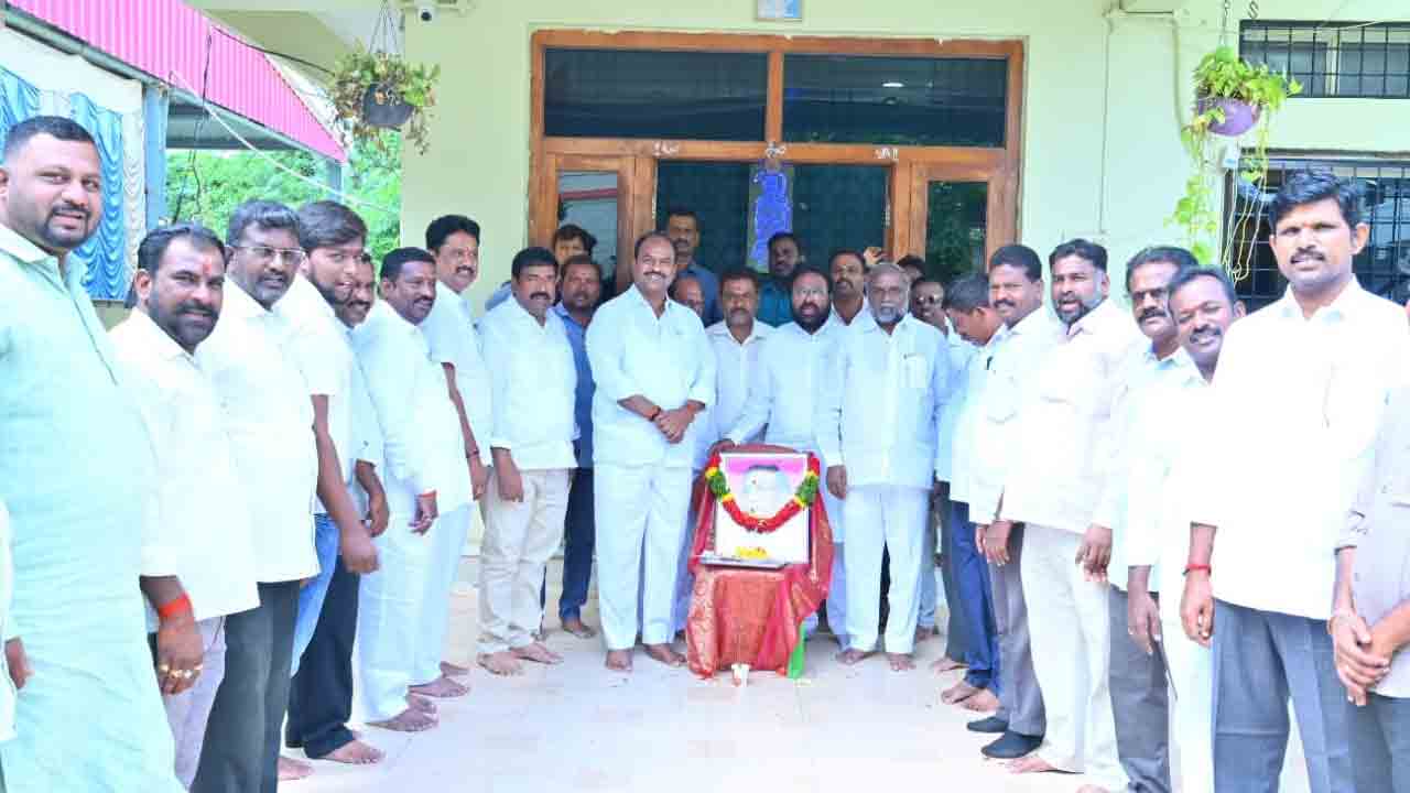 జయశంకర్‌ ఆశయాలను కొనసాగిద్దాం