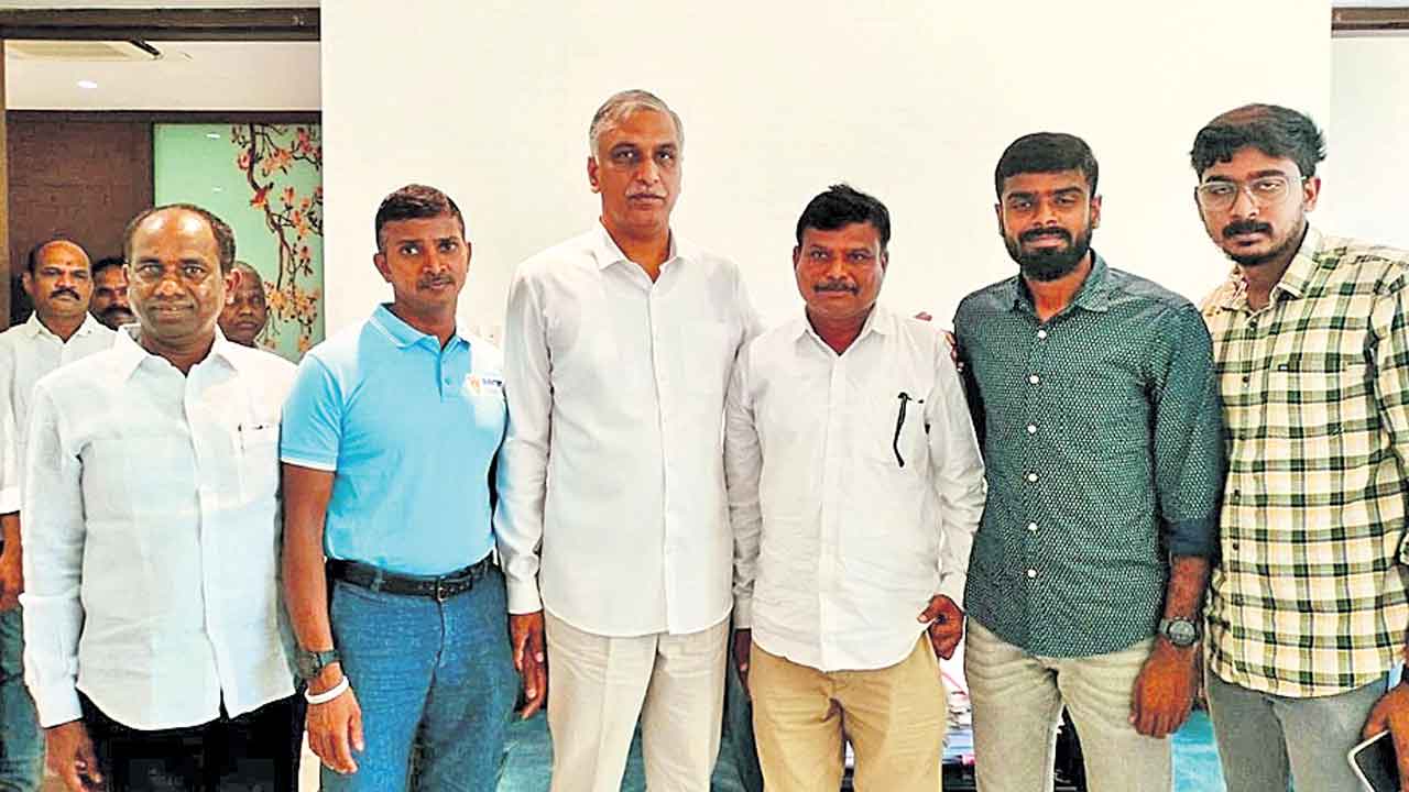 హాఫ్‌ మారథాన్‌ ఆన్‌లైన్‌ లింక్‌ ఆవిషరించిన హరీశ్‌రావు