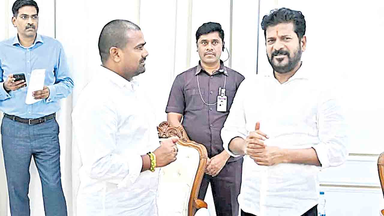 ముఖ్యమంత్రిని కలిసిన ఎమ్మెల్యే