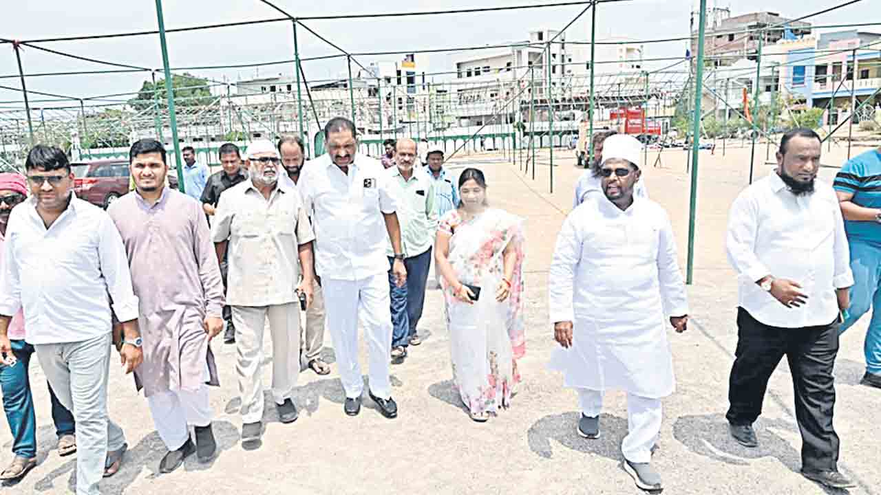 బక్రీద్‌ ప్రశాంత వాతావరణంలో జరుపుకోవాలి