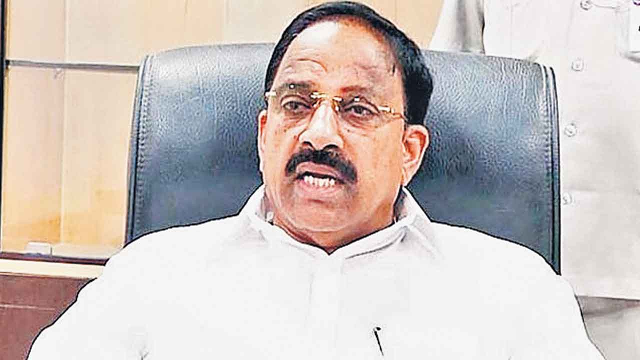 ఆయిల్పామ్కు కనీస ధర 15 వేలు ఇవ్వాలి