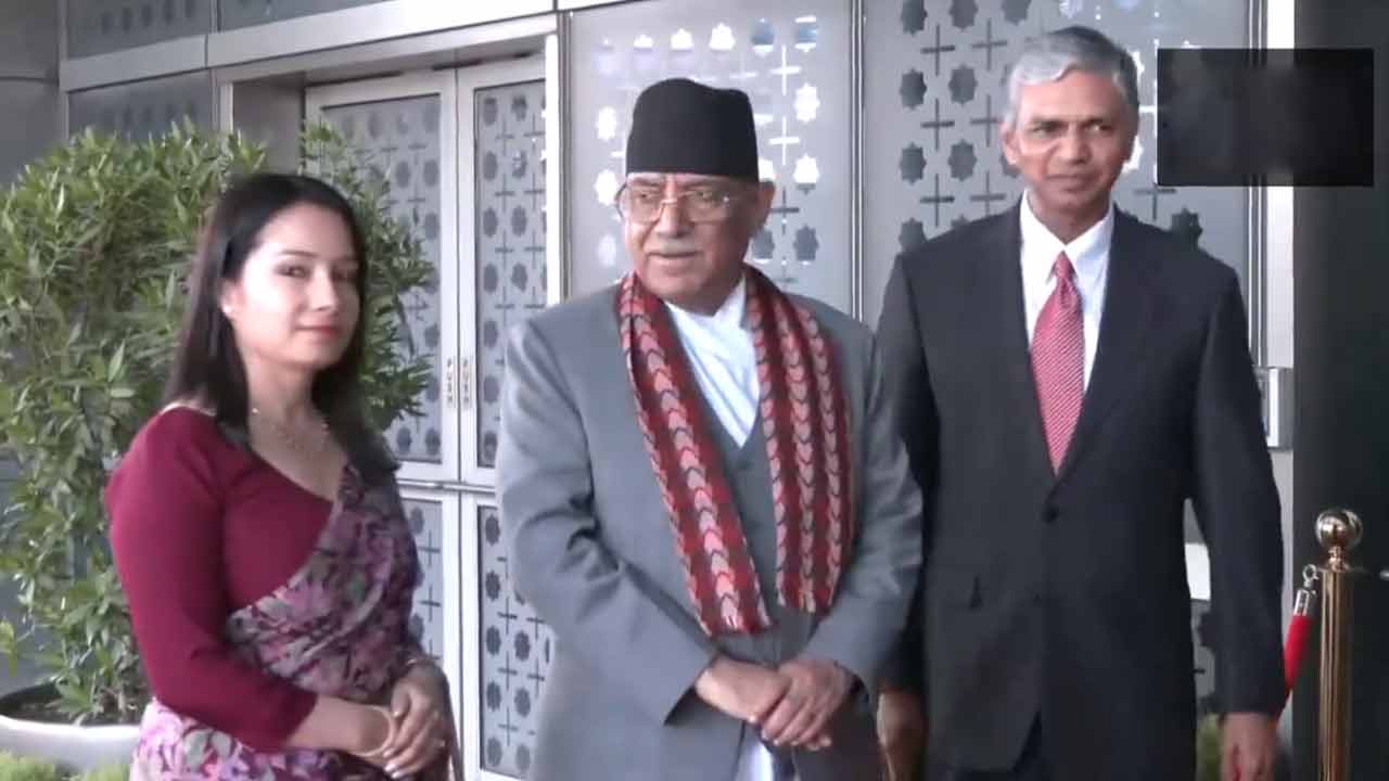 Nepal PM | మోదీ ప్రమాణ స్వీకారోత్సవం కోసం ఢిల్లీకి చేరుకున్న నేపాల్‌ ప్రధాని.. Video