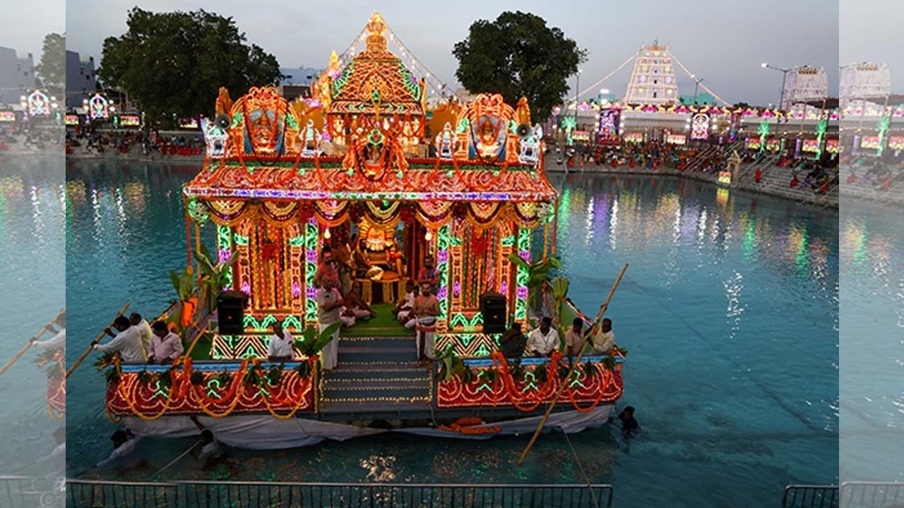 Teppotsavams | నేత్రపర్వంగా ఉత్సవాలు.. తెప్పపై పద్మావతి అమ్మవారి విహారం