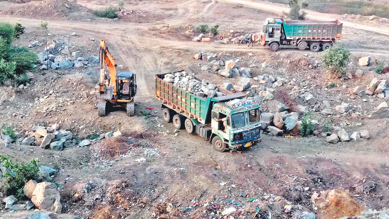 ప్రాణహిత ప్రాజెక్టు కాలువలపై పట్టింపేది?