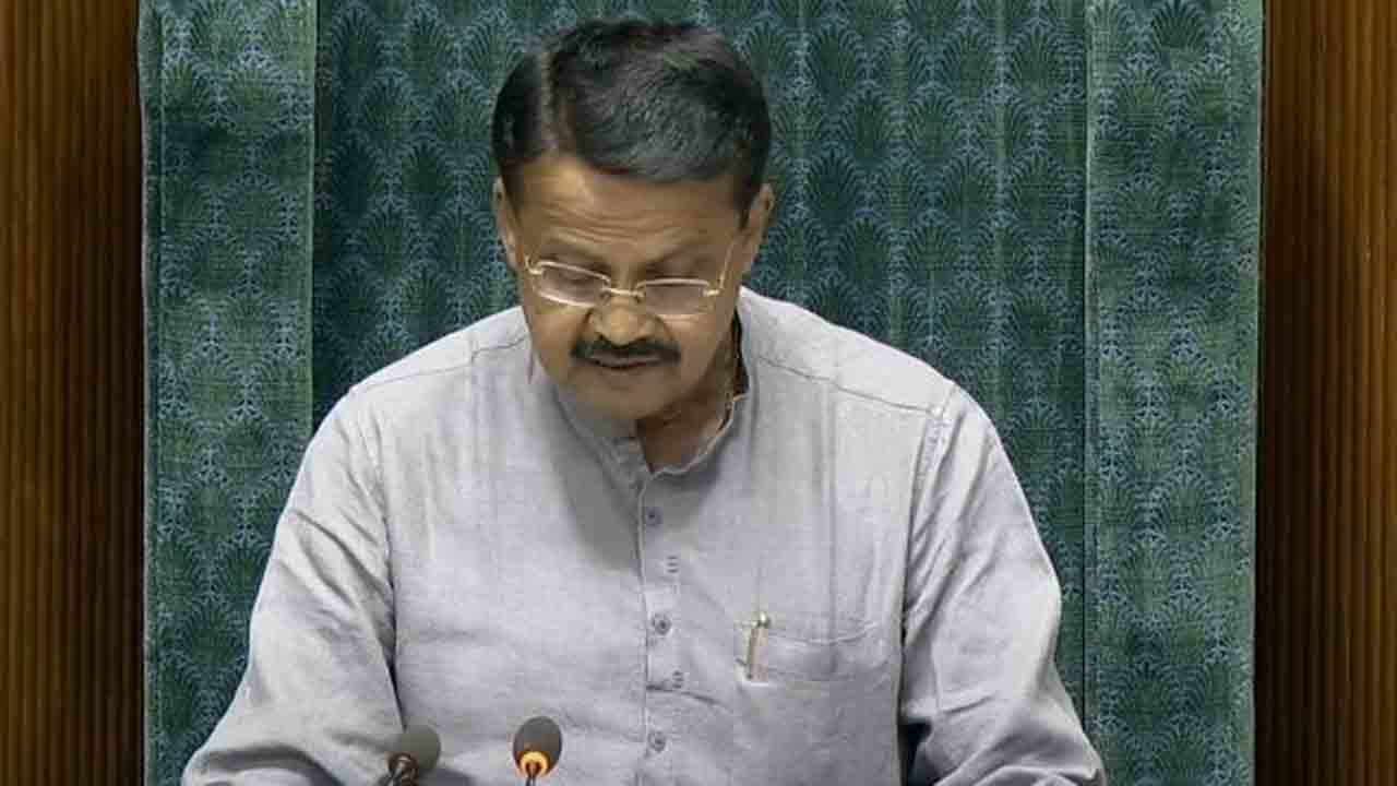 Rahul Gandhi | రాహుల్‌ గాంధీ రాజీనామాను ఆమోదించిన ప్రొటెం స్పీకర్‌.. 99కి తగ్గిన కాంగ్రెస్‌ బలం