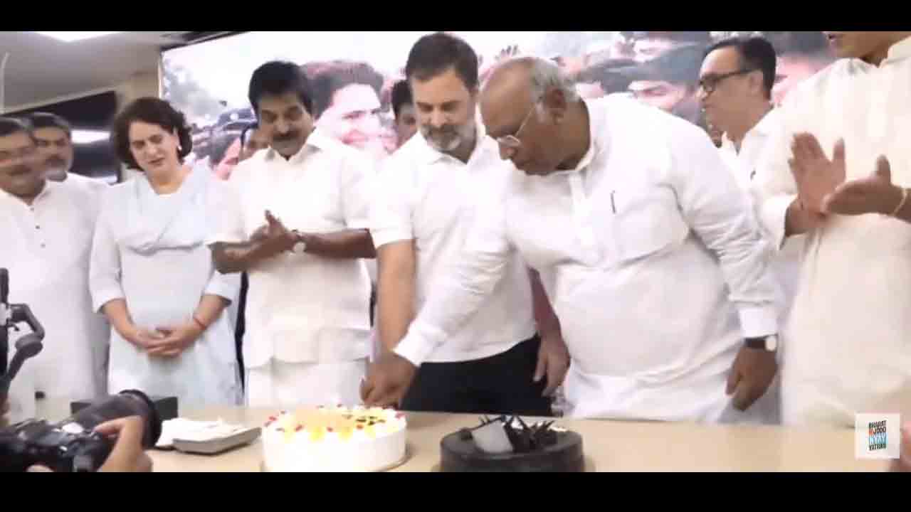 Rahul Gandhi | ఏఐసీసీ ప్రధాన కార్యాలయంలో రాహుల్‌ గాంధీ బర్త్‌డే వేడుకలు