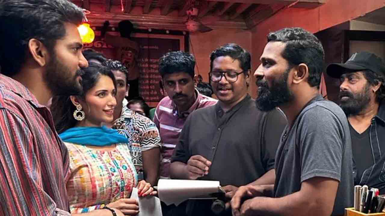 Ruhani Sharma | కల నిజమైంది.. షూట్‌ ఫొటో షేర్ చేసిన రుహానీ శర్మ