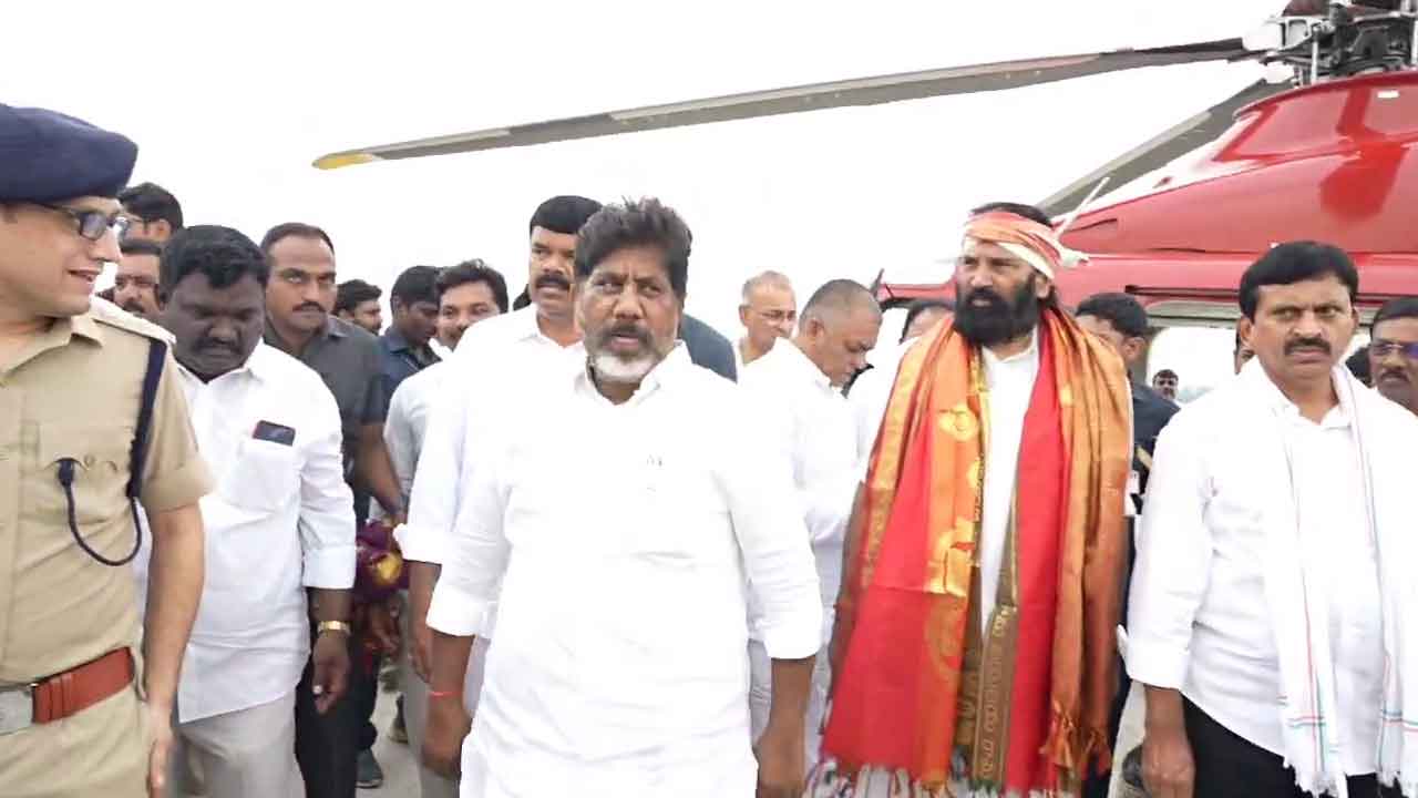 Sitarama project | సీతారామ ప్రాజెక్టు పనులు పరిశీలించిన రాష్ట్ర మంత్రులు