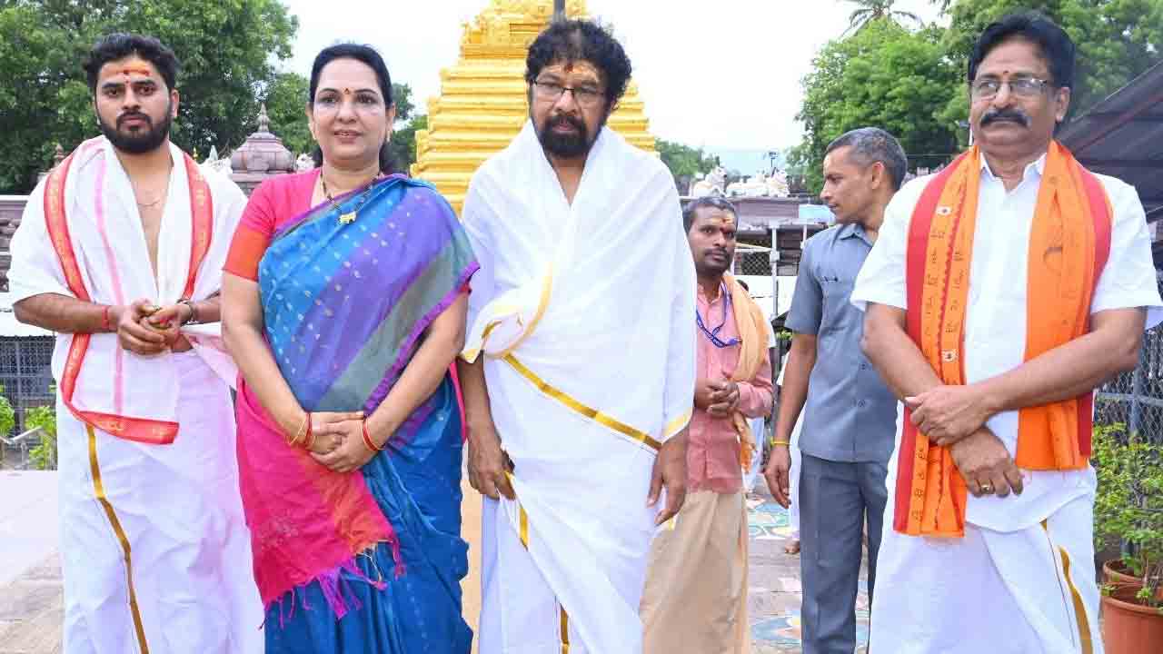 Srisailam | శ్రీశైల మల్లికార్జునుడిని దర్శించుకున్న తెలంగాణ హైకోర్టు జస్టిస్ ప్రియదర్శిని