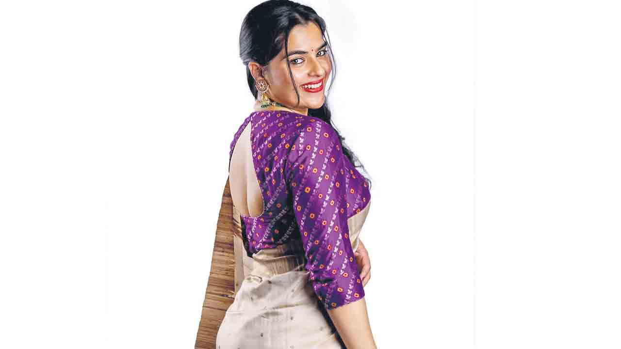 మెగాహీరోతో జతకట్టనుందా?