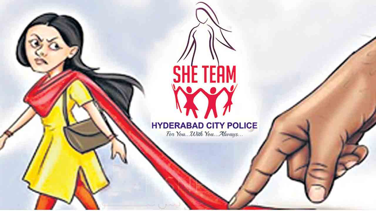 She Teams | పోకిరీలపై షీ టీమ్స్‌ నిఘా.. కుటుంబ సభ్యుల సమక్షంలో కౌన్సెలింగ్‌