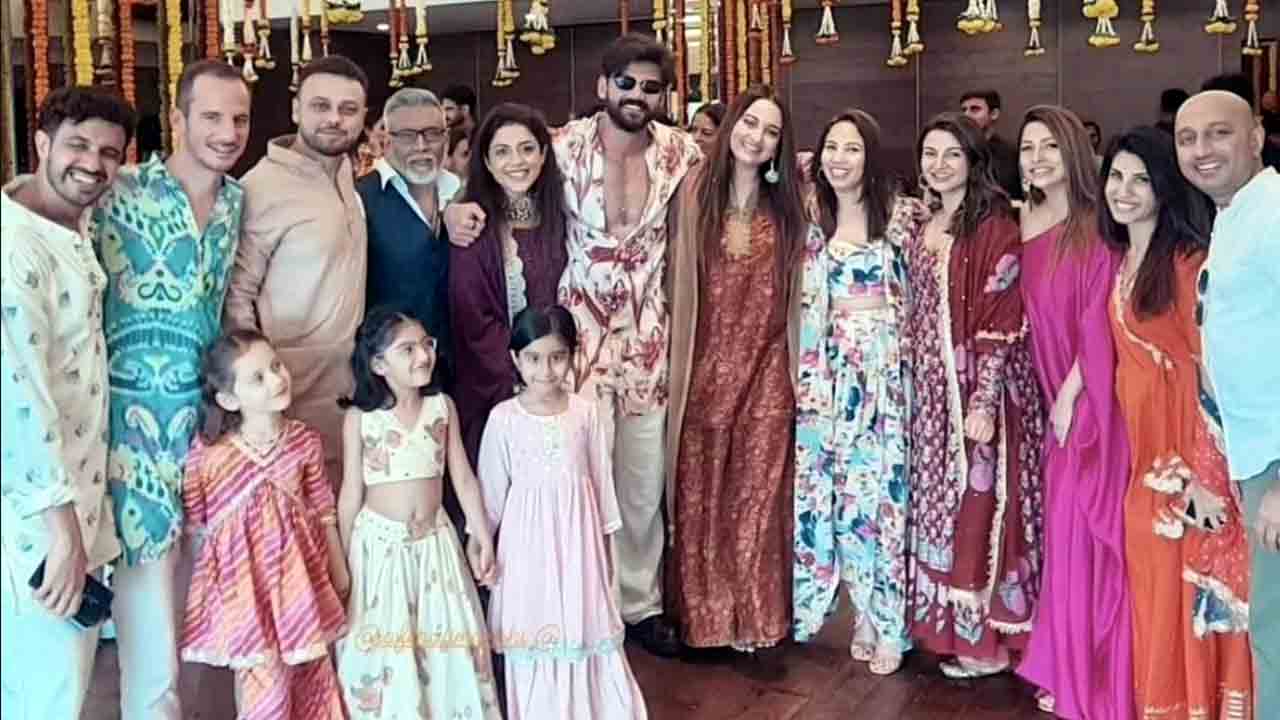 Sonakshi Sinha | సోనాక్షి ఇంట పెళ్లి సందడి షురూ.. మెహందీ ఫంక్షన్ ఫొటోలు వైరల్