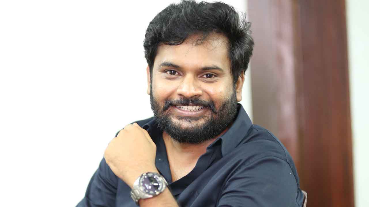 వినోదం.. ఉద్వేగం.. వెరసి మనమే