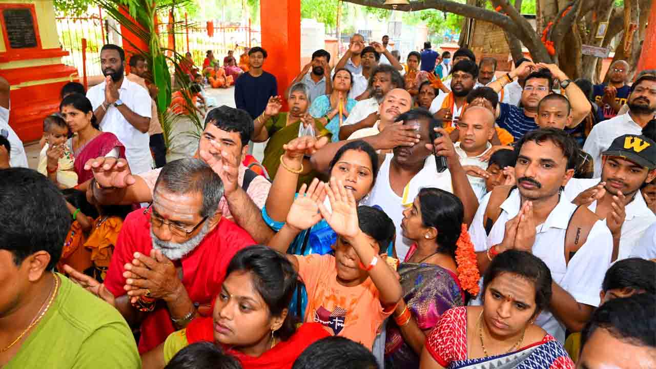 Hanuman Jayanthi | శ్రీశైలంలో ఘనంగా హనుమజ్జయంతి వేడుకలు