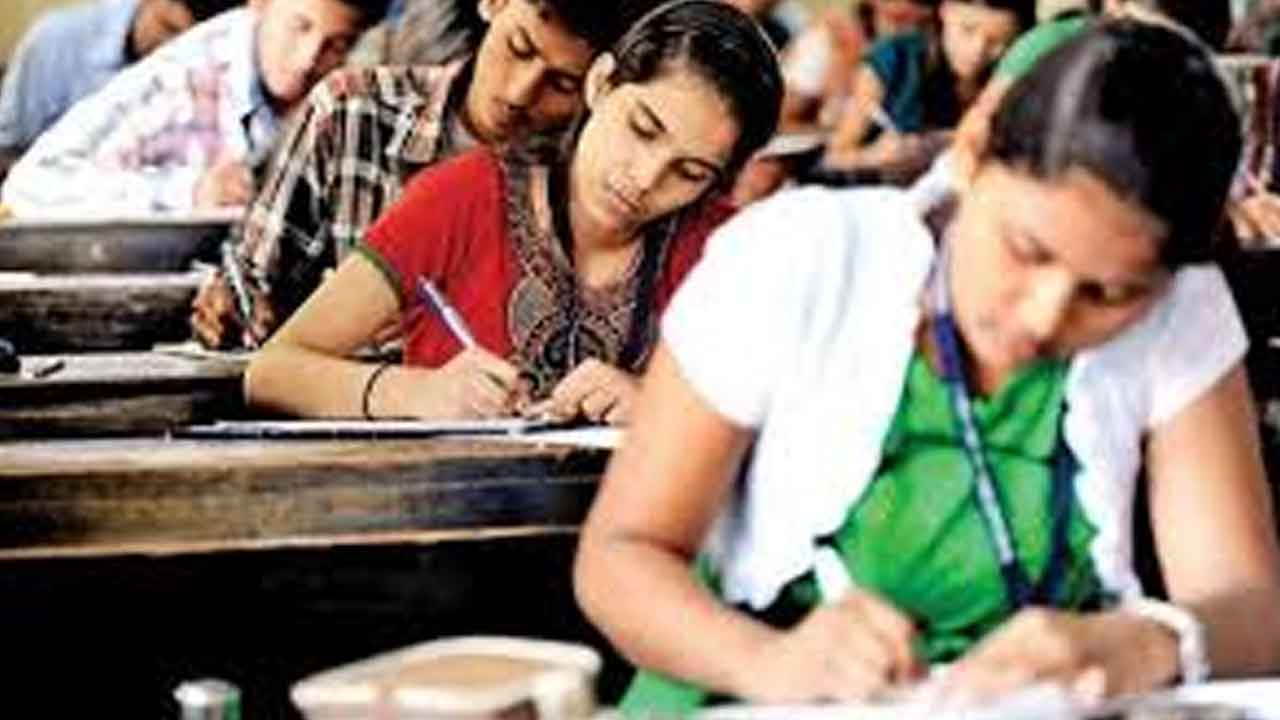 NEET | మాతృభాషల్లోనూ నీట్‌గా రాసేస్తున్నారు.. క్రమంగా పెరుగుతున్న పెరుగుతున్న విద్యార్థుల సంఖ్య