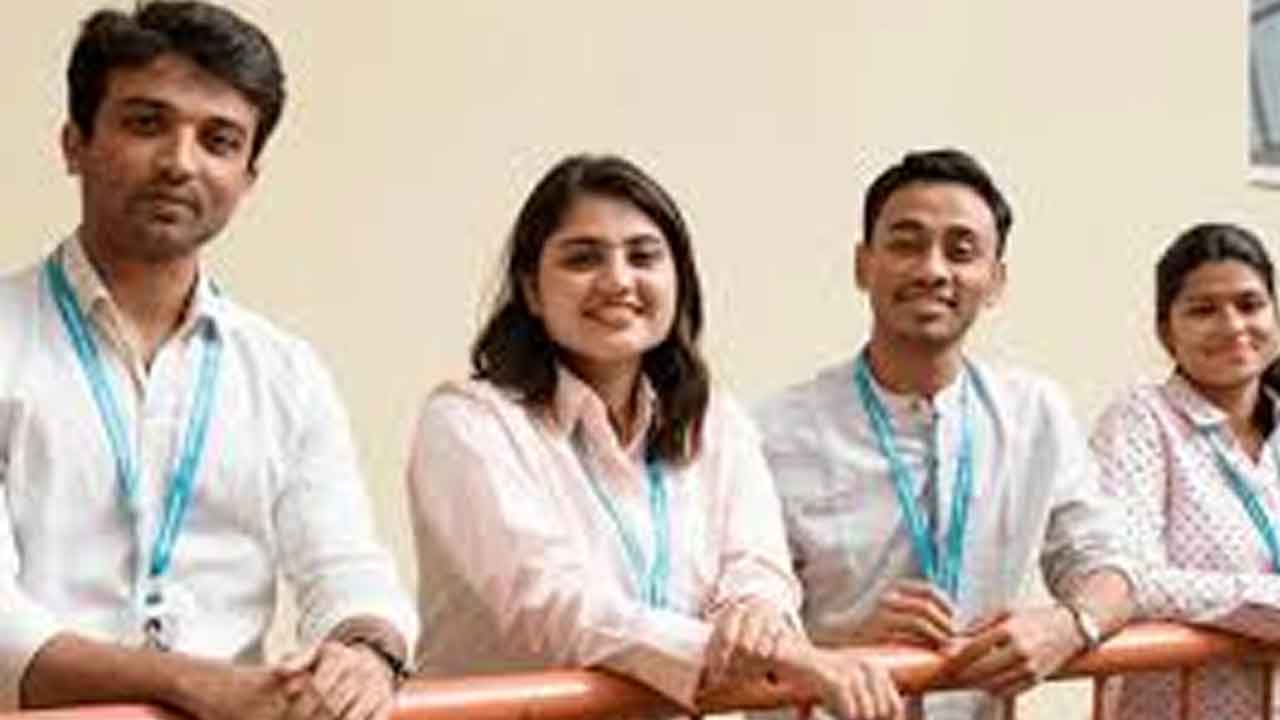 ఒక్క క్లిక్‌తో లైవ్‌ రిజల్ట్‌