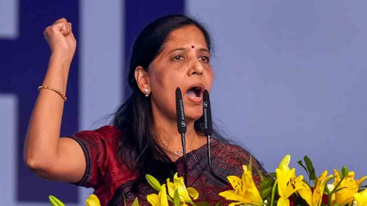 Sunita Kejriwal | బెయిల్‌ ఆర్డర్‌ అప్‌లోడ్‌ కాకముందే హైకోర్టుకు ఎలా వెళ్తారు..? ఈడీ తీరుపై మండిపడ్డ సునీతా కేజ్రీవాల్‌