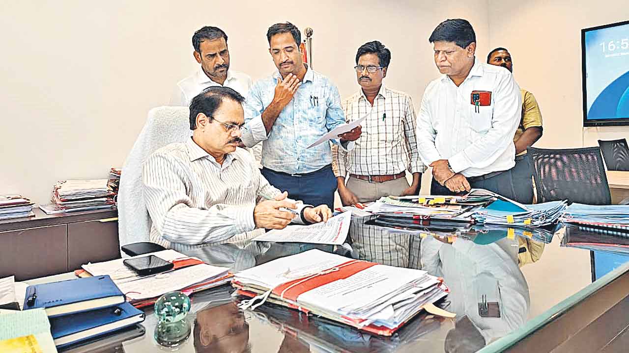 గ్రేడ్-1 ప్రమోషన్లు కల్పించండి: టీజీపీఏ
