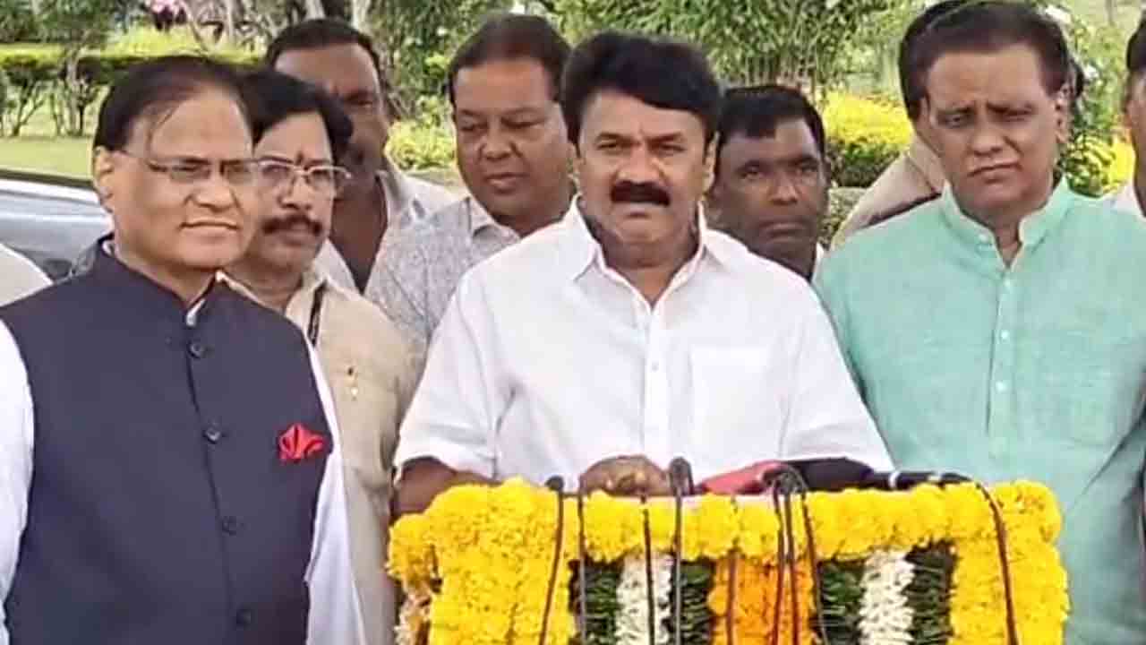 Talasani Srinivas Yadav | పీవీ ఆర్థిక సంస్కరణల వల్లే అభివృద్ధిపథంలో దేశం: మాజీ మంత్రి తలసాని