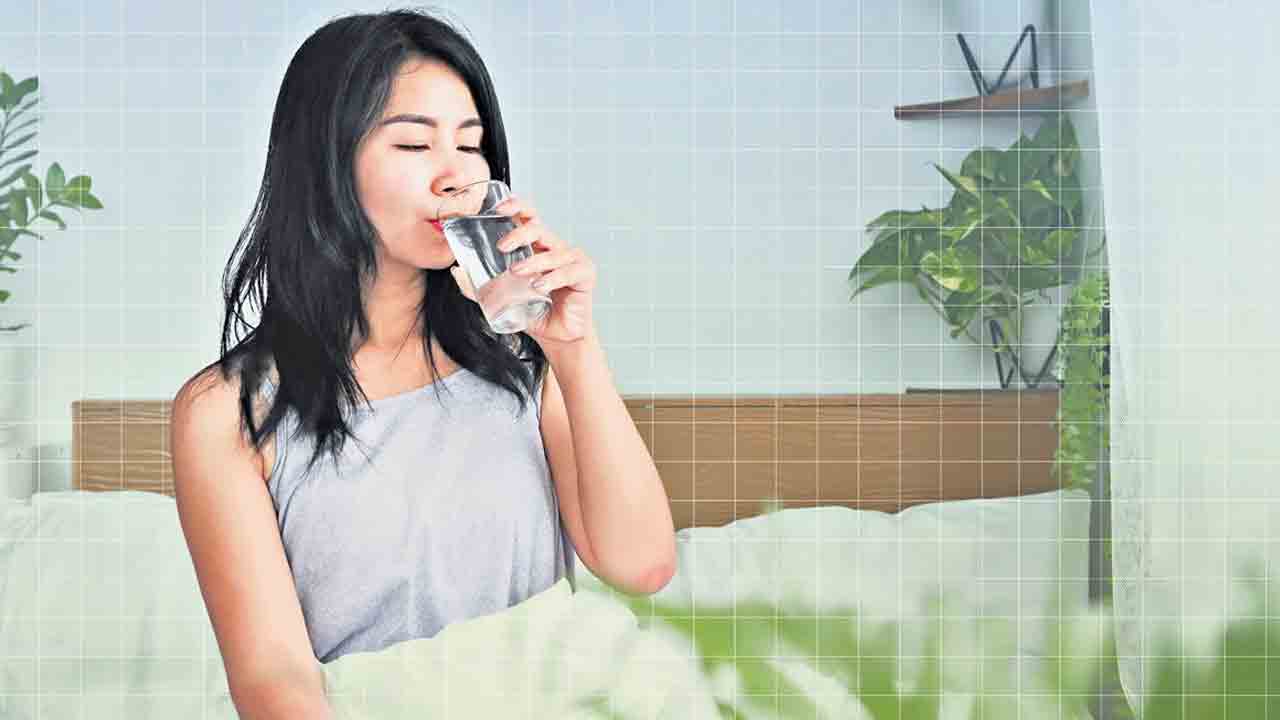 Health Tips | పొద్దున లేవగానే పరగడుపున ఎన్ని నీళ్లు తాగాలి?