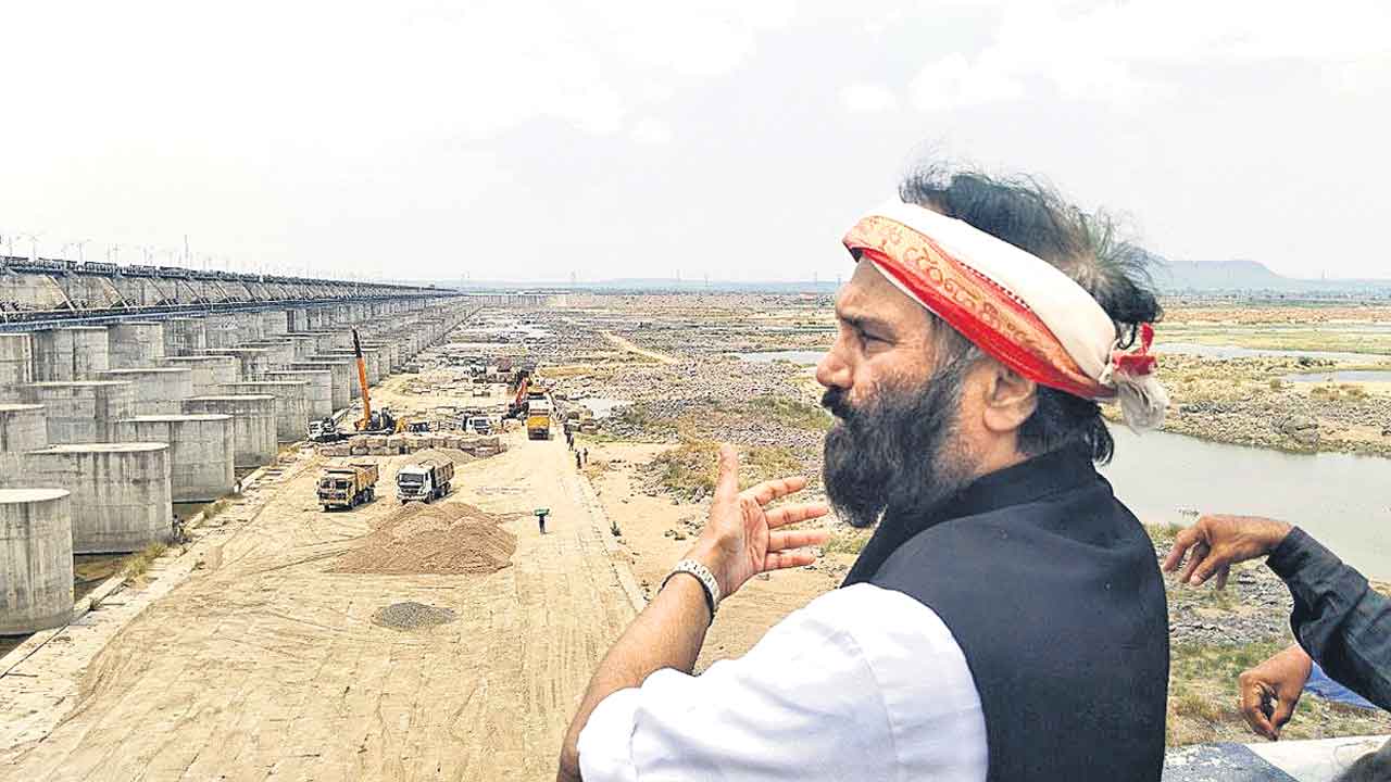 మరో ఏడు లక్షల ఎకరాలకు నీళ్లు