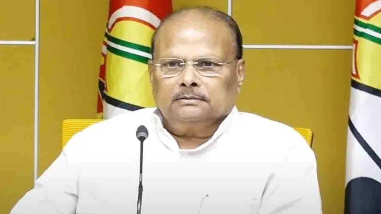 Yanamala Ramakrishnudu | కేబినెట్‌లో యువతకు ప్రాధాన్యత ఇవ్వడాన్ని స్వాగతించాలి : మాజీ మంత్రి యనమల