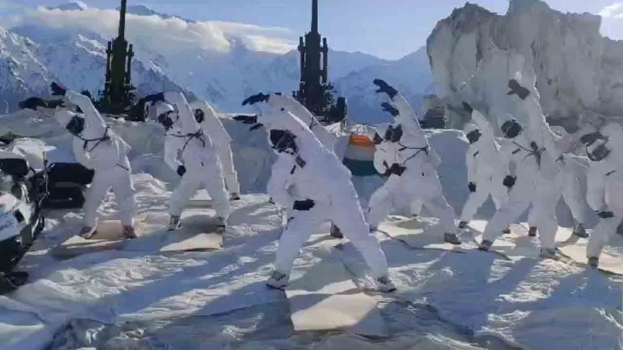 International Yoga Day | అంతర్జాతీయ యోగా దినోత్సవంలో పాల్గొన్న కేంద్ర మంత్రులు, ప్రముఖులు