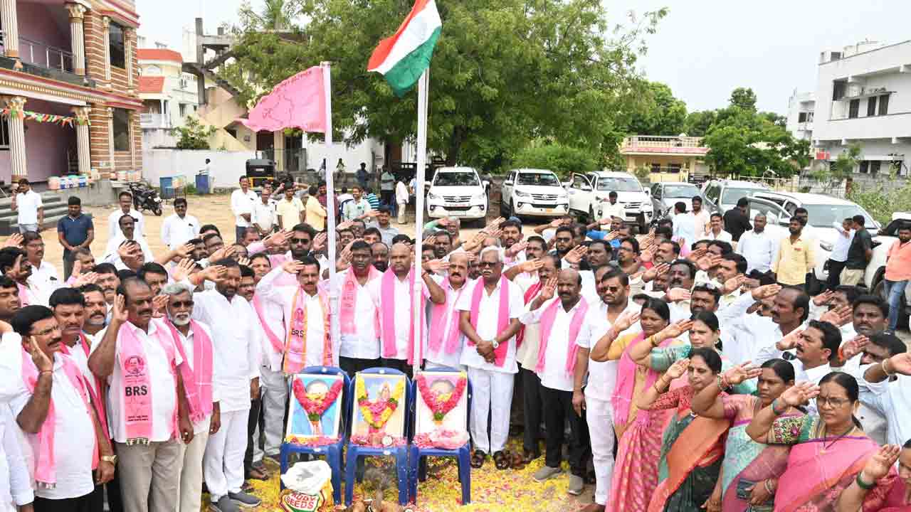 బీఆర్‌ఎస్‌ పదేండ్ల పాలనలో రాష్ట్రం ఎంతో అభివృద్ధి