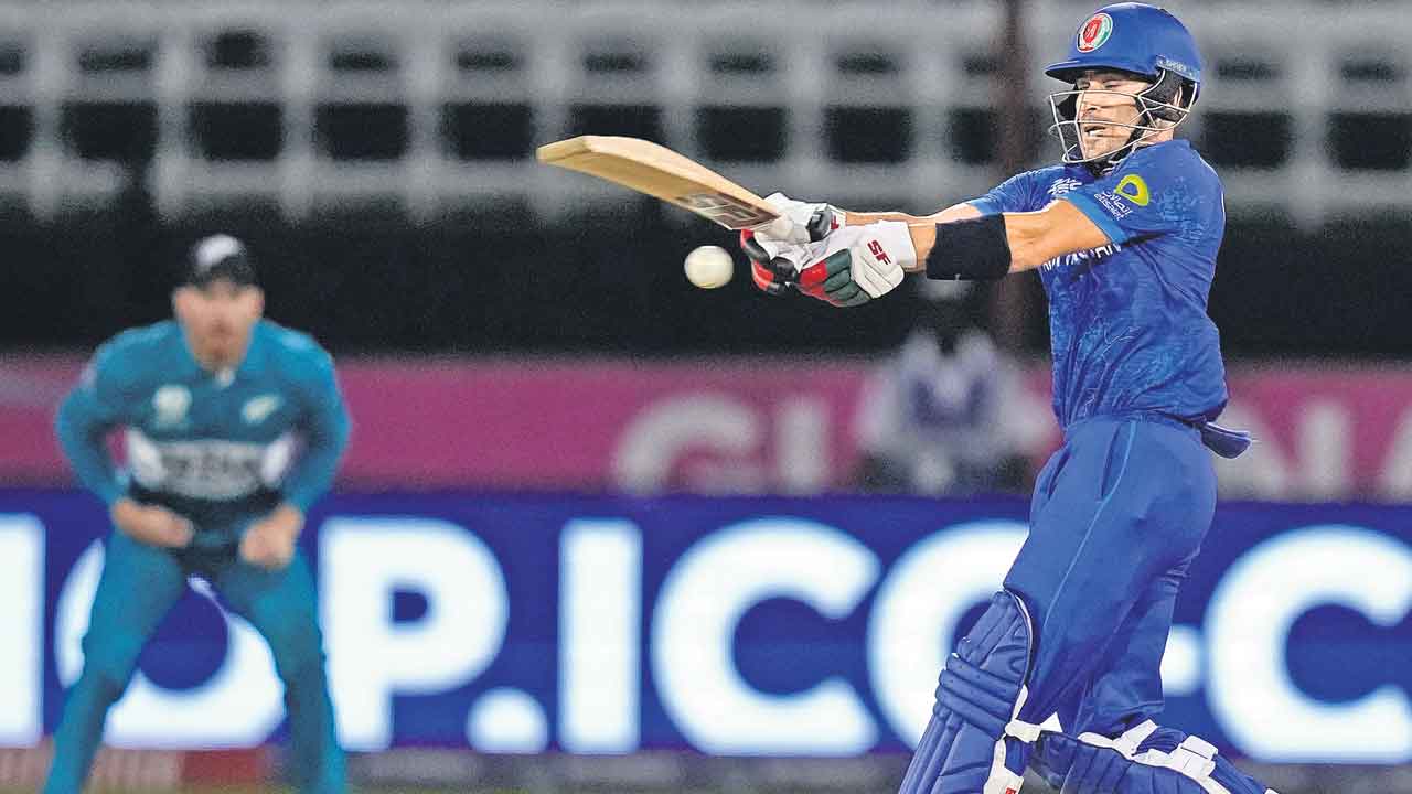 కివీస్ 75 ఆలౌట్