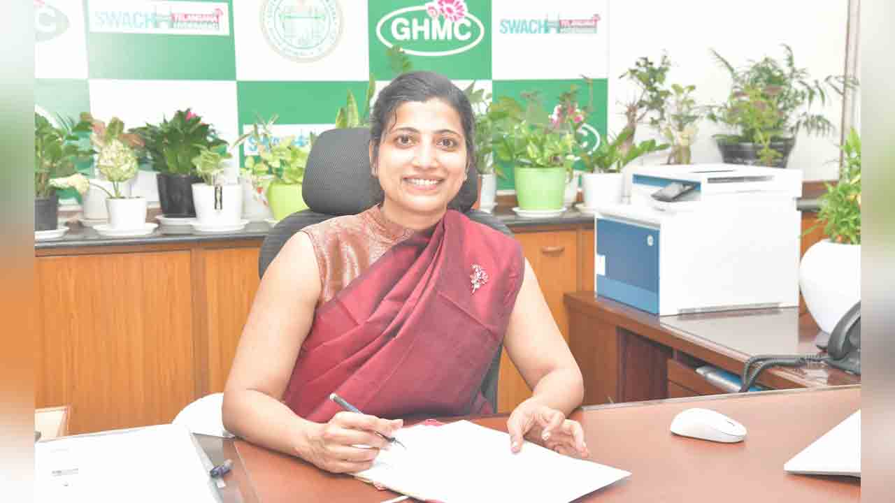 IAS Amrapali | జీహెచ్ఎంసీ క‌మిష‌న‌ర్‌గా బాధ్య‌త‌లు స్వీక‌రించిన ఆమ్ర‌పాలి