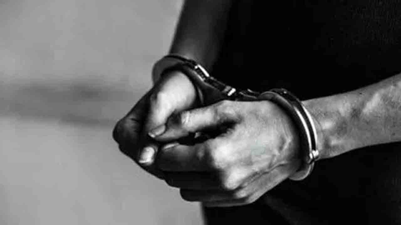 Hyderabad | హైద‌రాబాద్‌లో వ్య‌భిచార ముఠా గుట్టుర‌ట్టు.. ముగ్గురు నిర్వాహ‌కులు అరెస్ట్