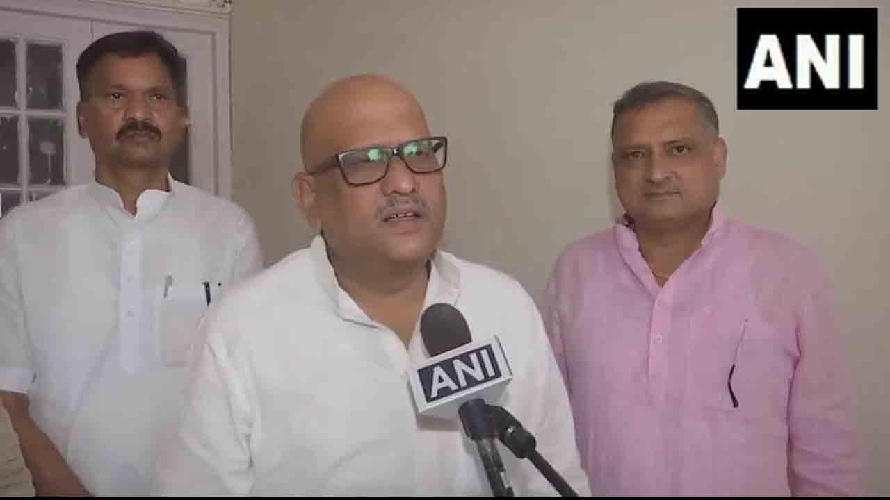 Modi 3.0 | సంకీర్ణంలో ఏక‌ప‌క్ష ధోర‌ణి సాధ్యం కాదు : అజ‌య్ రాయ్